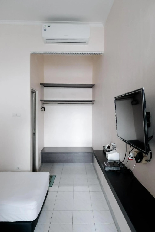Чиребон: RedDoorz @ Cangkring Street Cirebon