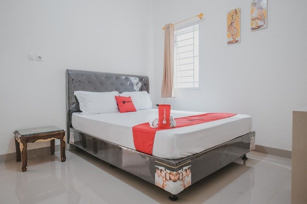 Бандар-Лампунг: RedDoorz Syariah near Pahoman Stadium Lampung