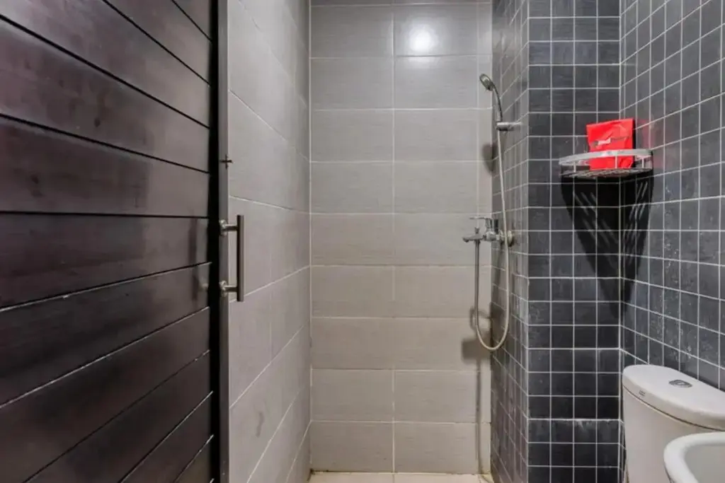 Сурабая: RedDoorz Syariah near Airlangga University Campus B
