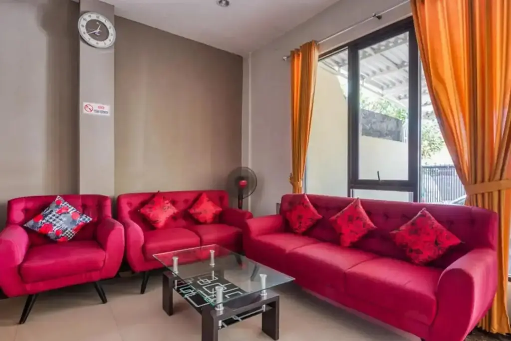 Сурабая: RedDoorz Syariah near Airlangga University Campus B