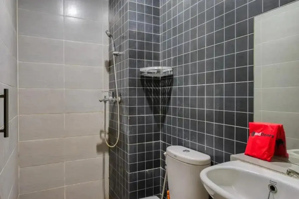 Сурабая: RedDoorz Syariah near Airlangga University Campus B
