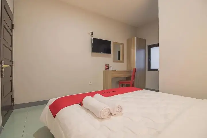 Бандунг: RedDoorz @ Kiaracondong