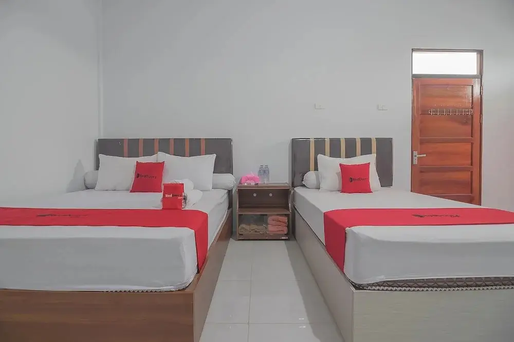 Синкаванг: RedDoorz near RS Harapan Bersama