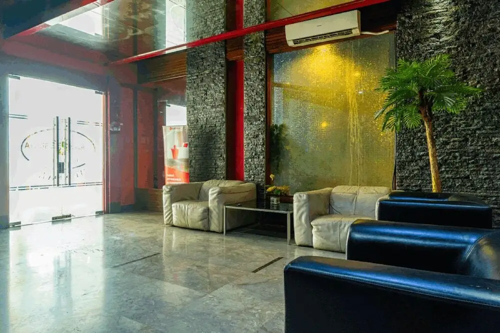 Чикаранг: RedDoorz Plus near Chadstone Mall