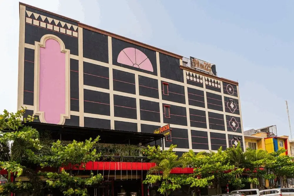 Чикаранг: RedDoorz Plus near Chadstone Mall