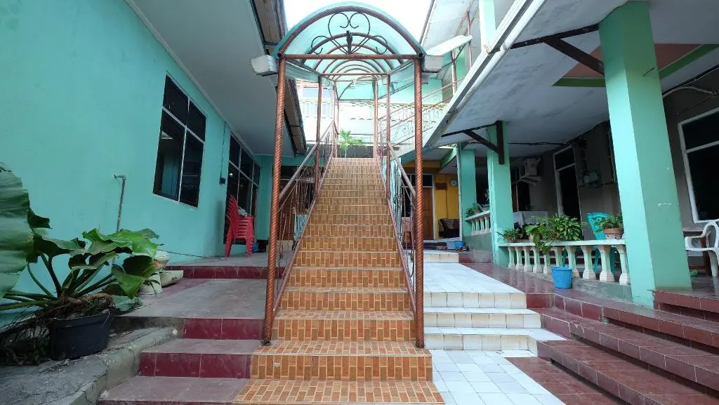 Купанг: RedDoorz near Mangrove Forest Kupang