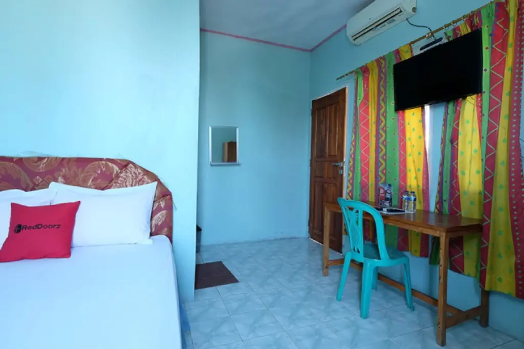 Купанг: RedDoorz near Mangrove Forest Kupang