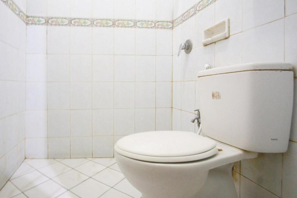 Тернате: RedDoorz near Pantai Falajawa Ternate