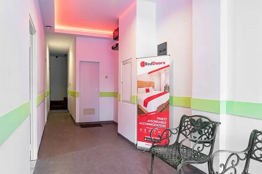 Джакарта: RedDoorz near Pecenongan 2