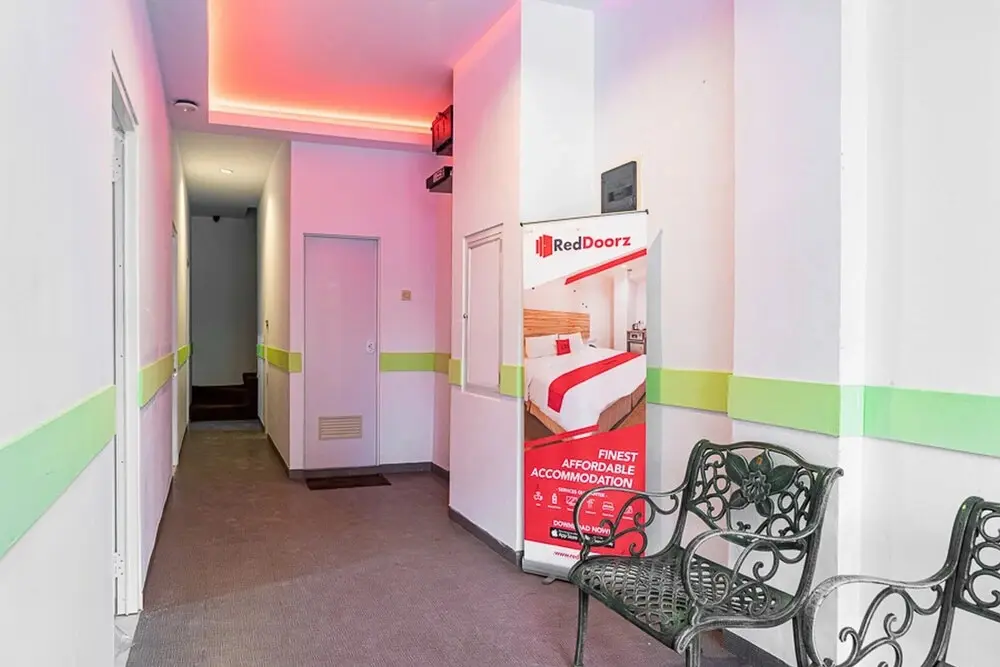 Джакарта: RedDoorz near Pecenongan 2