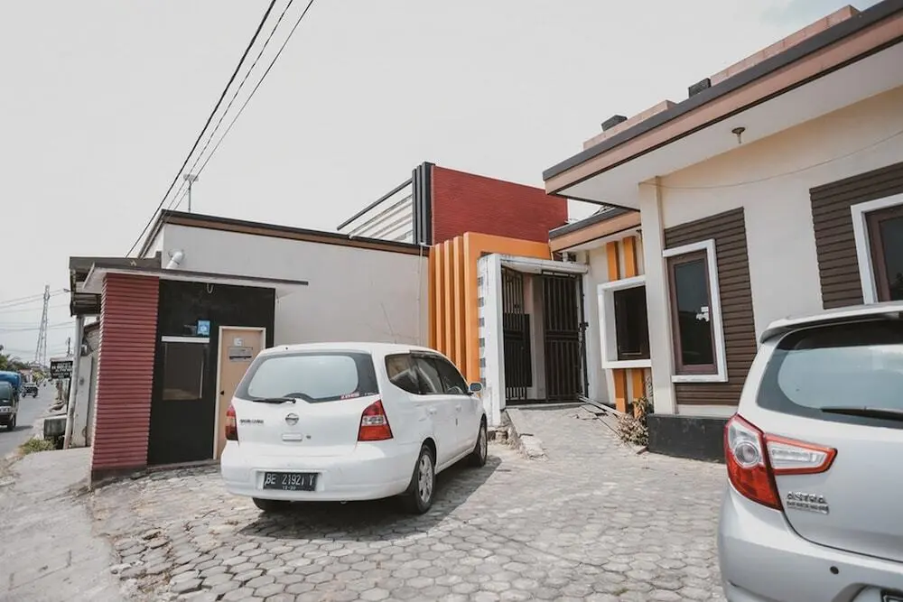 Бандар-Лампунг: RedDoorz Syariah near Mall Boemi Kedaton Lampung 2