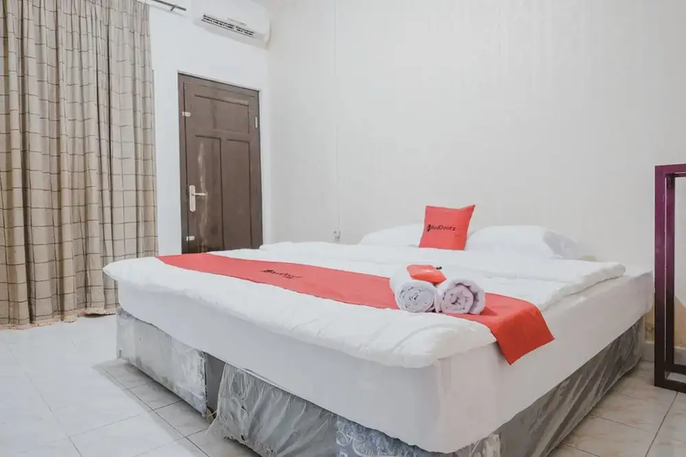 Бандар-Лампунг: RedDoorz Syariah near Mall Boemi Kedaton Lampung 2