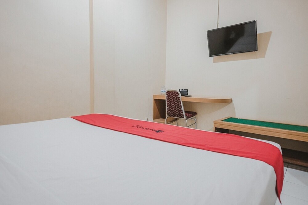 Джамби: RedDoorz near Transmart Jambi