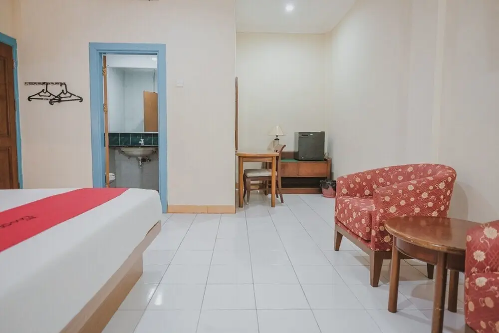 Джамби: RedDoorz near Transmart Jambi