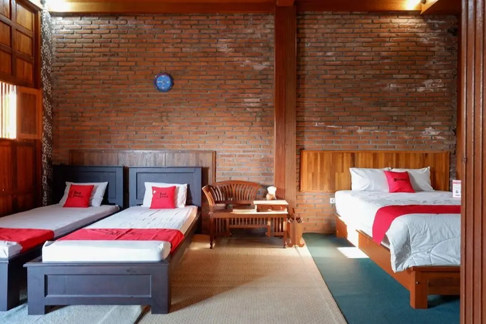 Кудус: RedDoorz Syariah near Menara Kudus