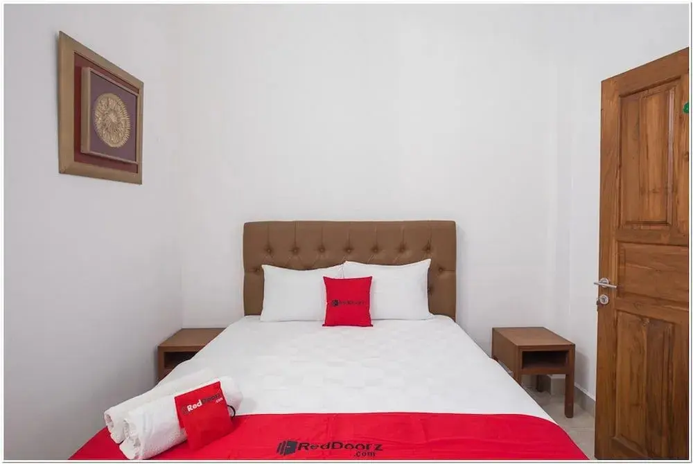 Денпасар: RedDoorz near Padang Galak Beach
