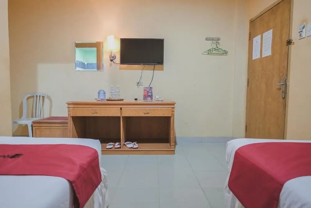 Джамби: RedDoorz Plus near Tugu Tari TheHok Jambi