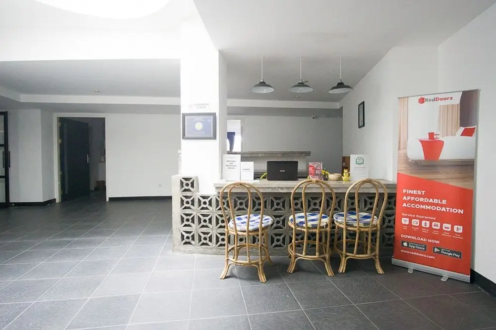Formerly RedDoorz Premium near Senggigi Beach — фото 1