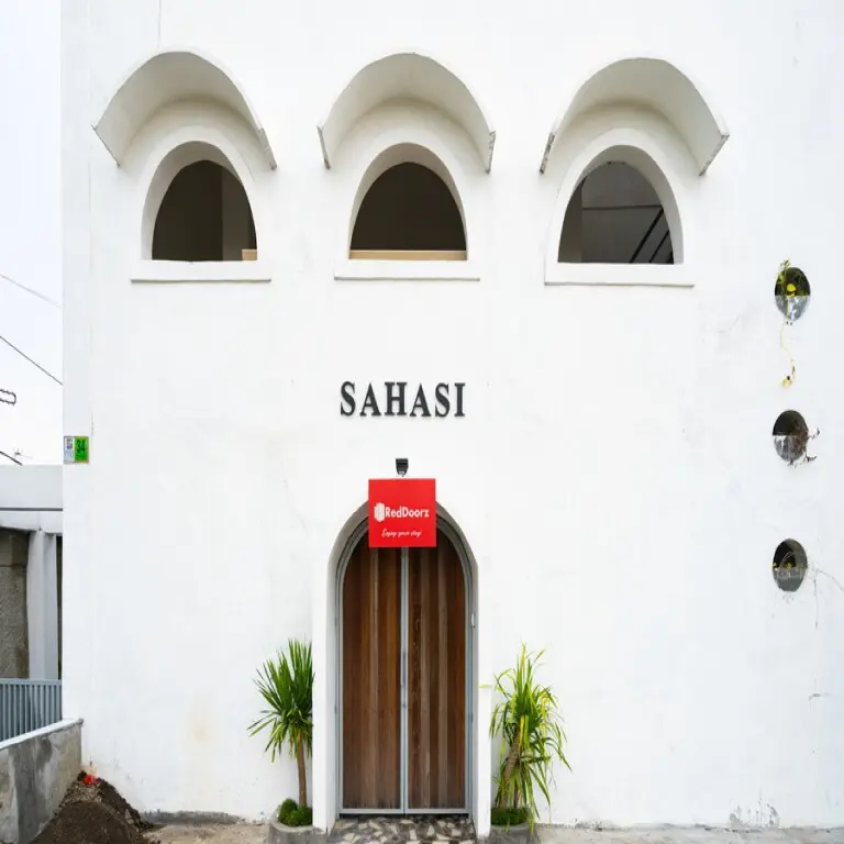 Богор: RedDoorz near Exit Toll Tanah Baru Bogor