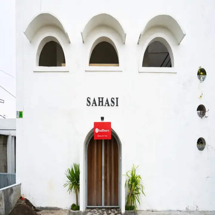 Богор: RedDoorz near Exit Toll Tanah Baru Bogor