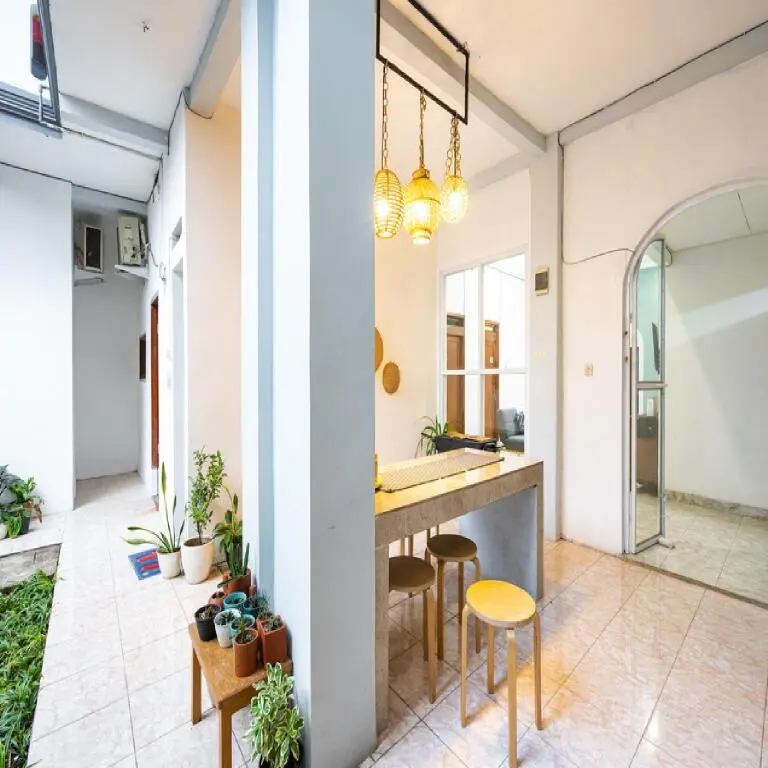 Богор: RedDoorz near Exit Toll Tanah Baru Bogor