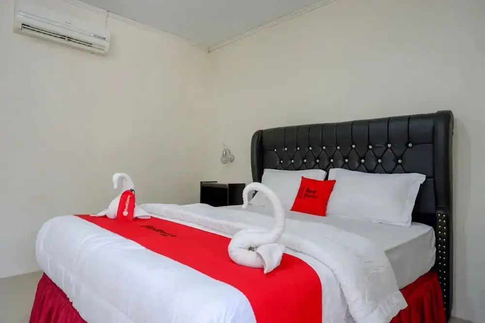 Палу: RedDoorz Plus @ Alam Raya Hotel
