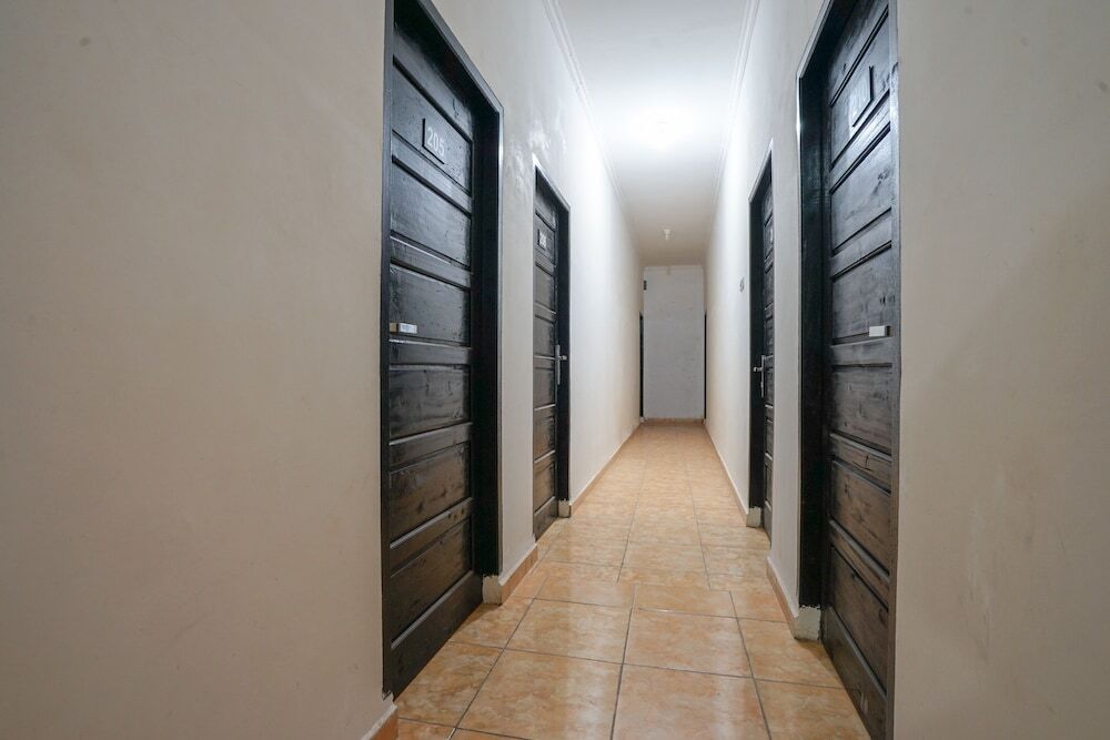 Лахат: Wisma Raffa