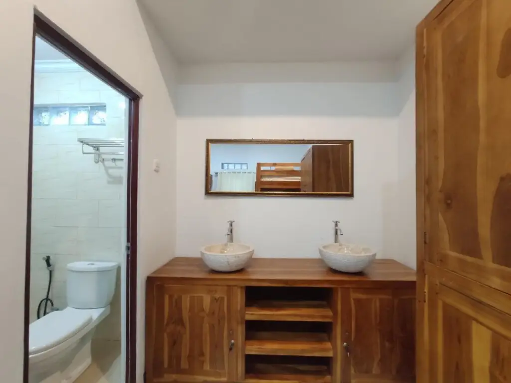 Пенида: Gedhong Hostel