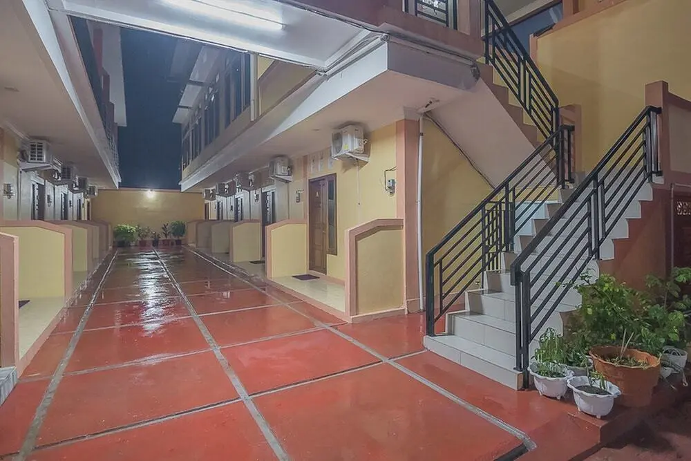 Синкаванг: RedDoorz near RSUD Dr. Abdul Aziz