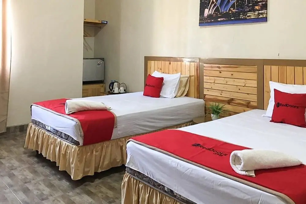 Сампанг: RedDoorz Plus Syariah near Alun Alun Sampang