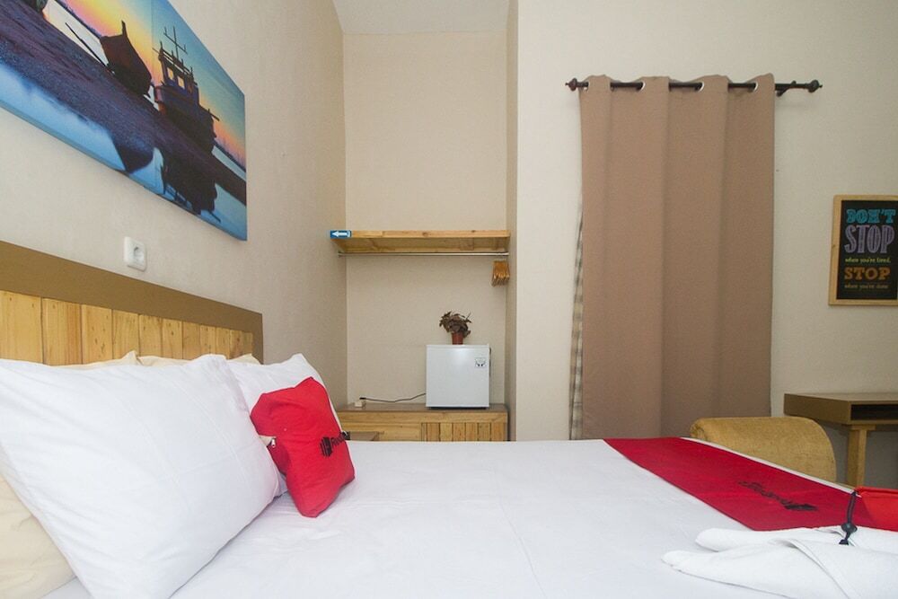 Сампанг: RedDoorz Plus Syariah near Alun Alun Sampang