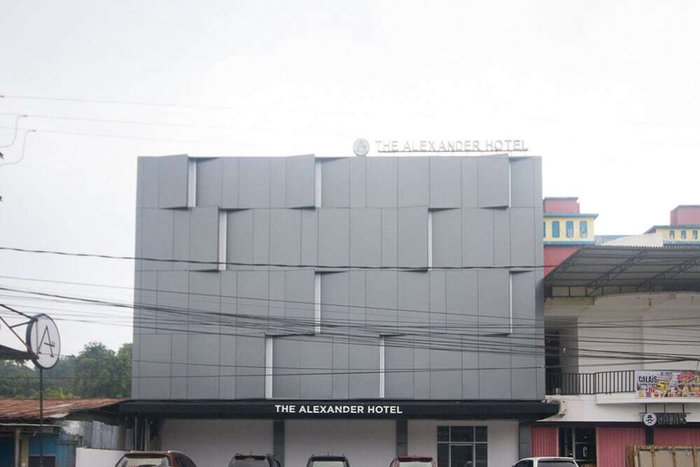 RedDoorz Plus @ Manokwari City Center — фото 1