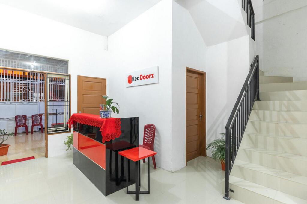 Медан: RedDoorz @ Jalan Dr Mansyur Medan 2