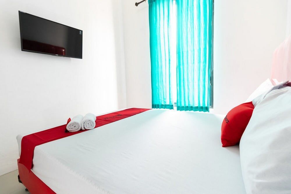 Медан: RedDoorz @ Jalan Dr Mansyur Medan 2