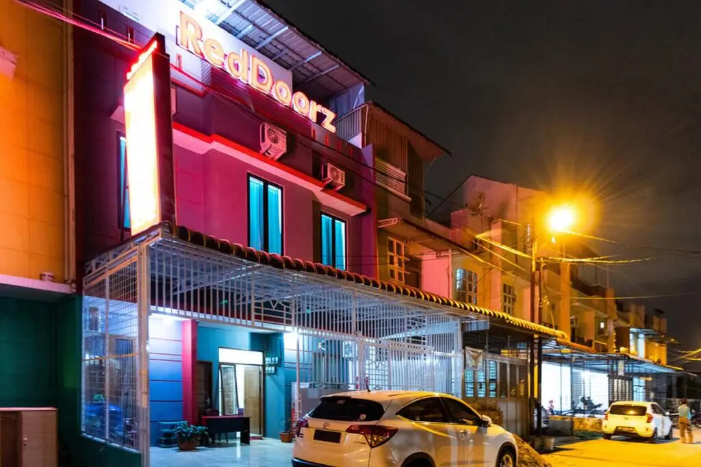 Медан: RedDoorz @ Jalan Dr Mansyur Medan 2