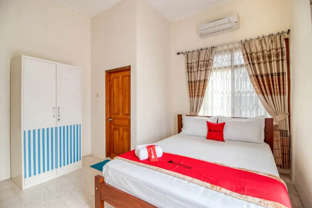 Батуретно: RedDoorz near Universitas Gajah Mada