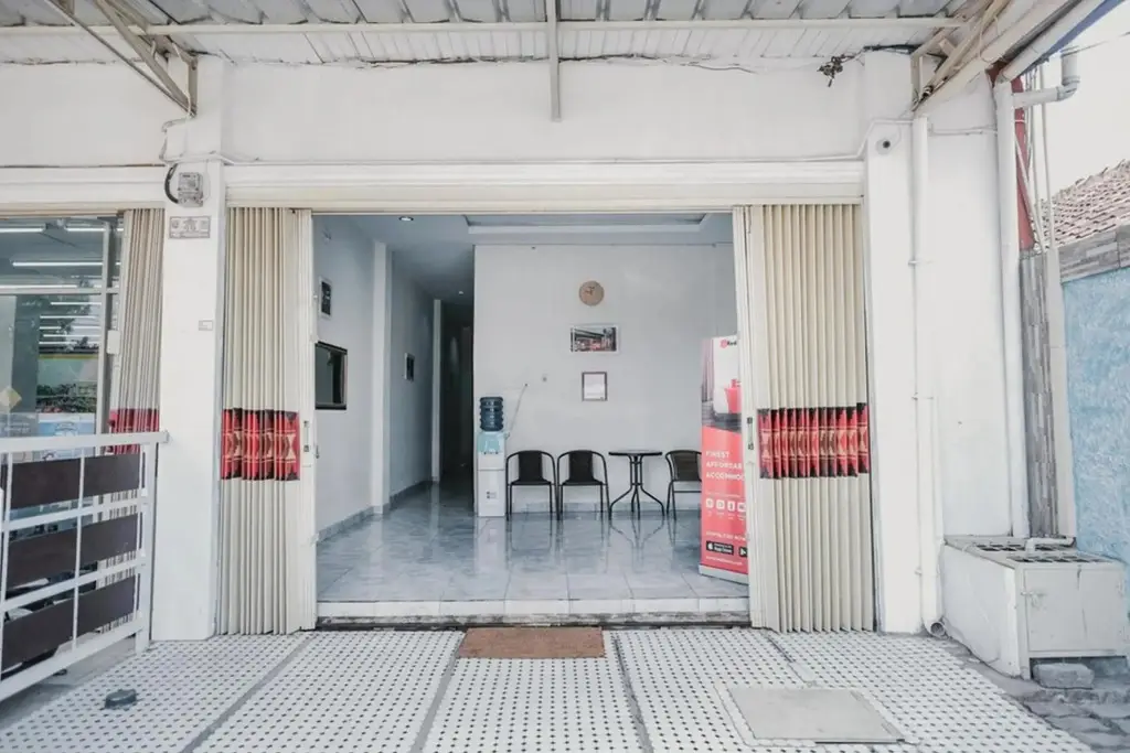 RedDoorz @ Jalan Narada Lampung — фото 1