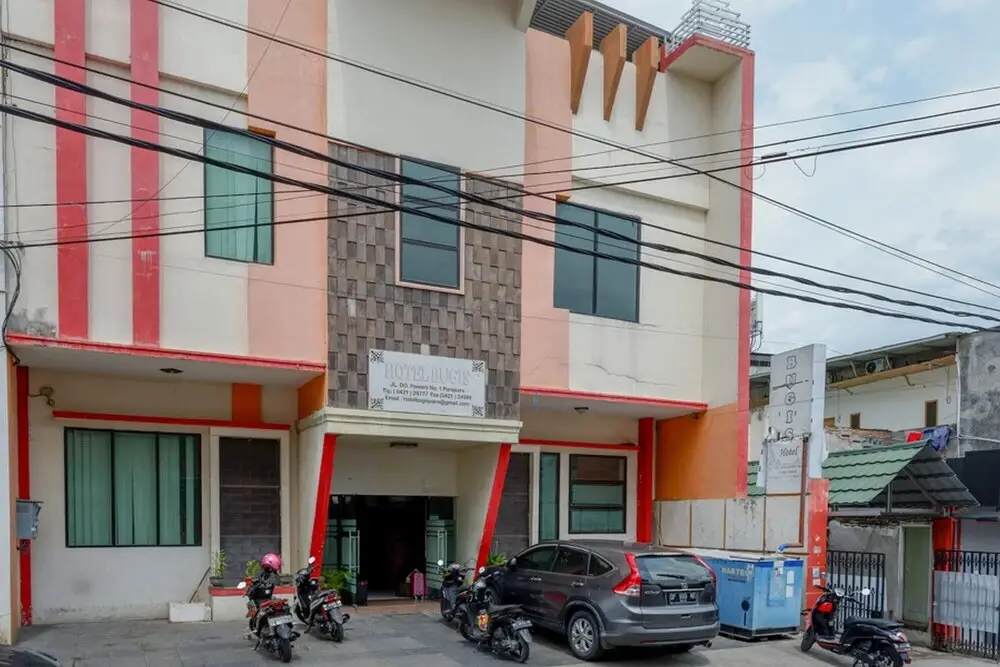 RedDoorz near Monumen Habibi Ainun — фото 1
