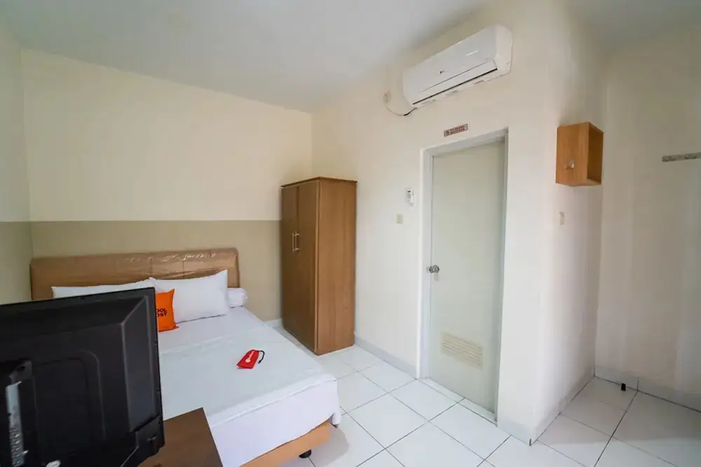 Бандунг: KoolKost near BTC Fashion Mall 2