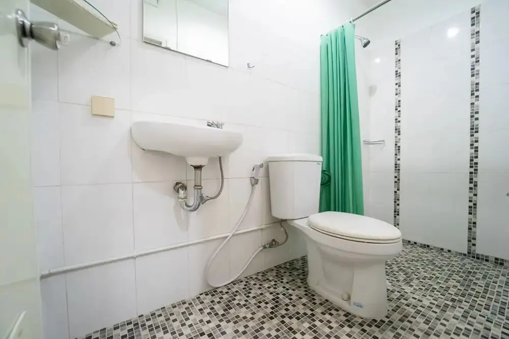 Бандунг: KoolKost near BTC Fashion Mall 2