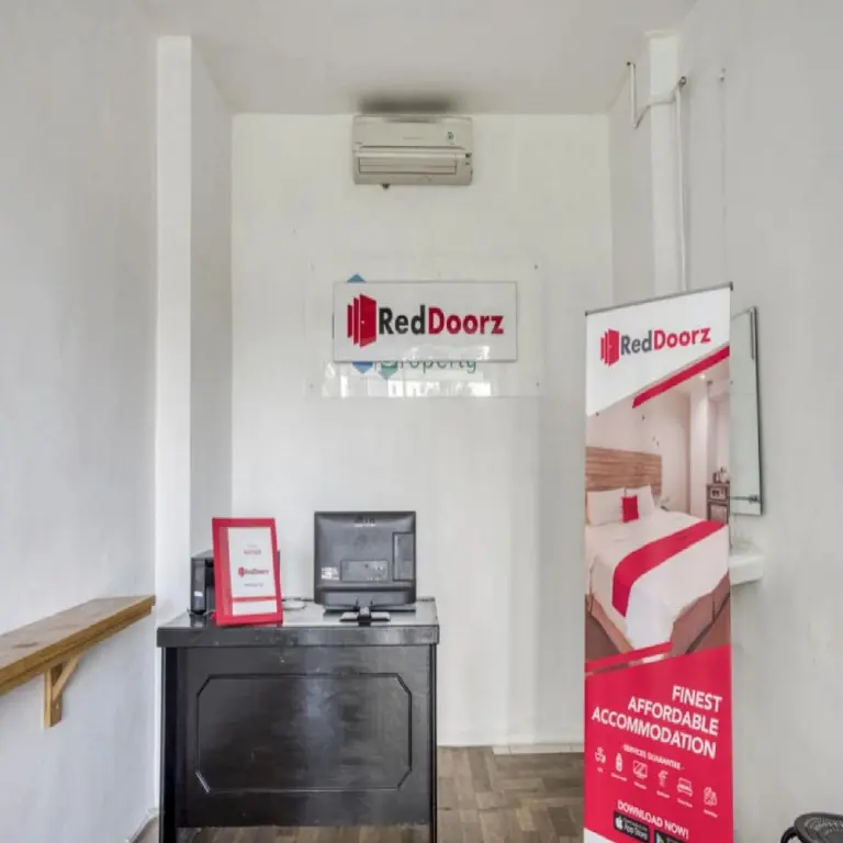 Джакарта: RedDoorz Apartment @ Green Bay Pluit