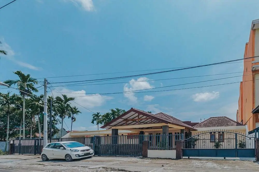Медан: KoolKost near RS USU Medan