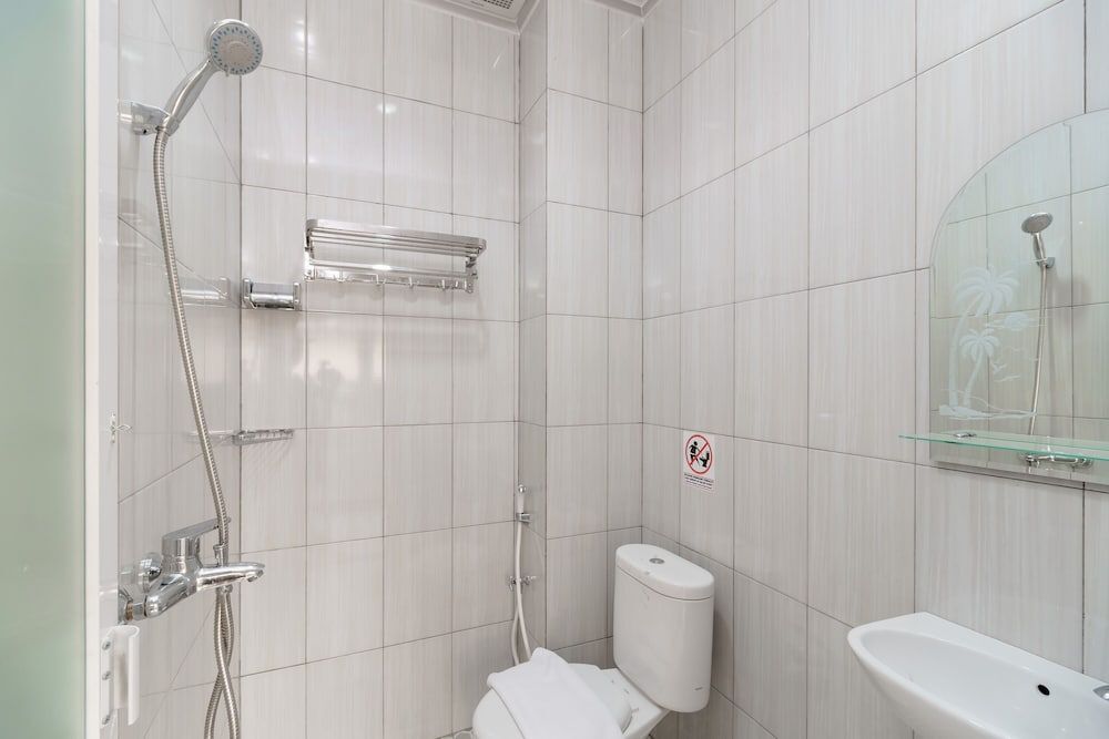 Палембанг: RedDoorz Plus near RS RK Charitas 2 Palembang