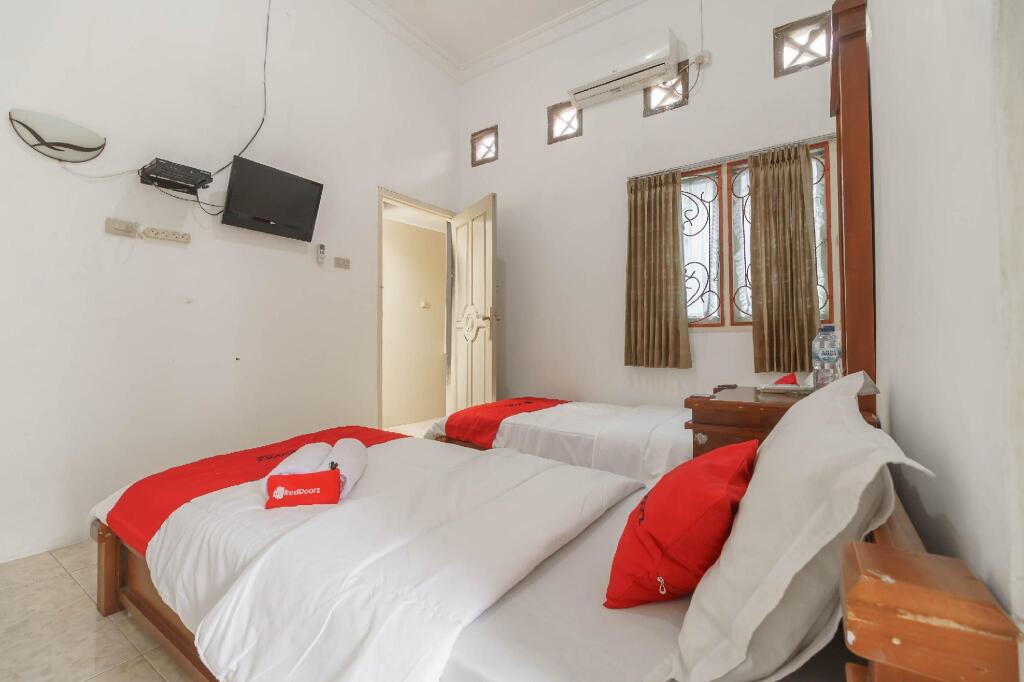 Лубуклингау: RedDoorz near Watervang Lubuk Linggau 2