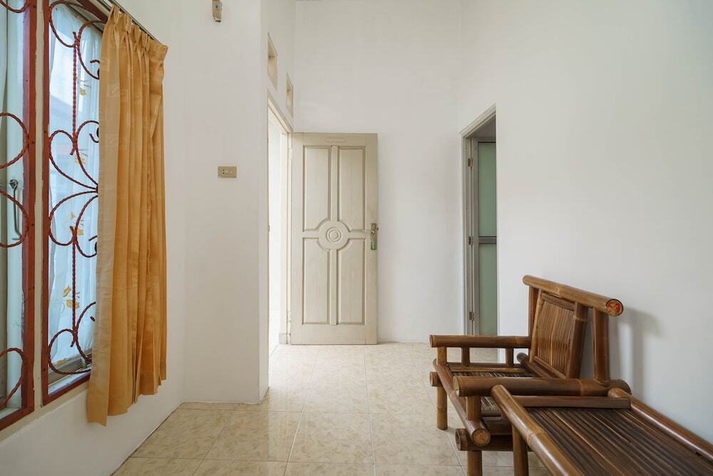 Лубуклингау: RedDoorz near Watervang Lubuk Linggau 2