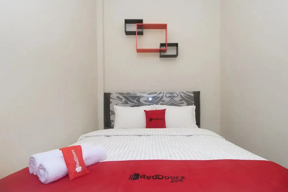 Мадиун: RedDoorz Syariah near Politeknik Negeri Madiun