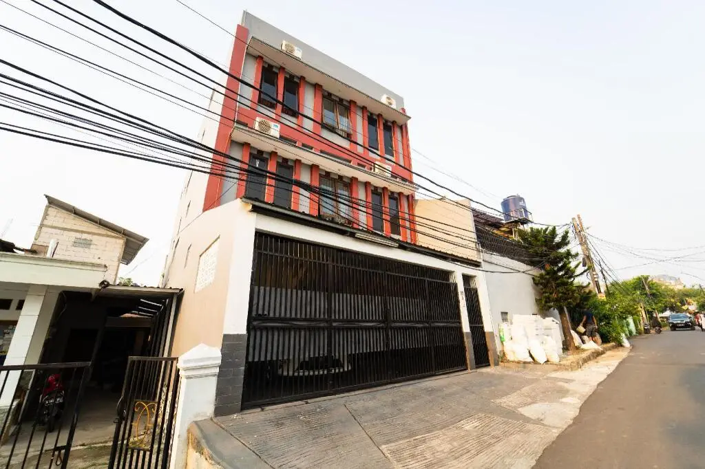 Koolkost Syariah near MRT Lebak Bulus Station — фото 1