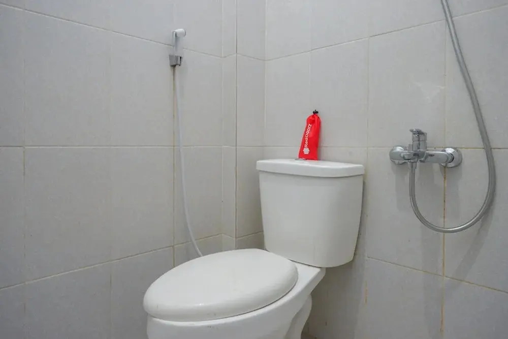 Мамуджу: RedDoorz near Pasar Baru Mamuju