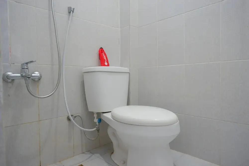 Мамуджу: RedDoorz near Pasar Baru Mamuju