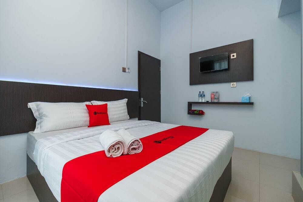 Букиттинги: RedDoorz Syariah Plus near Padang Luar Bukittinggi